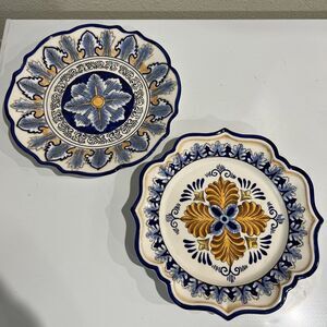 I Godinger & Co Cobalt Blue Yellow Hand Painted Plates Scalloped Set of 2